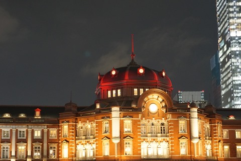 15/11/2東京ステーションホテル開業100周年記念ライトアップの模様